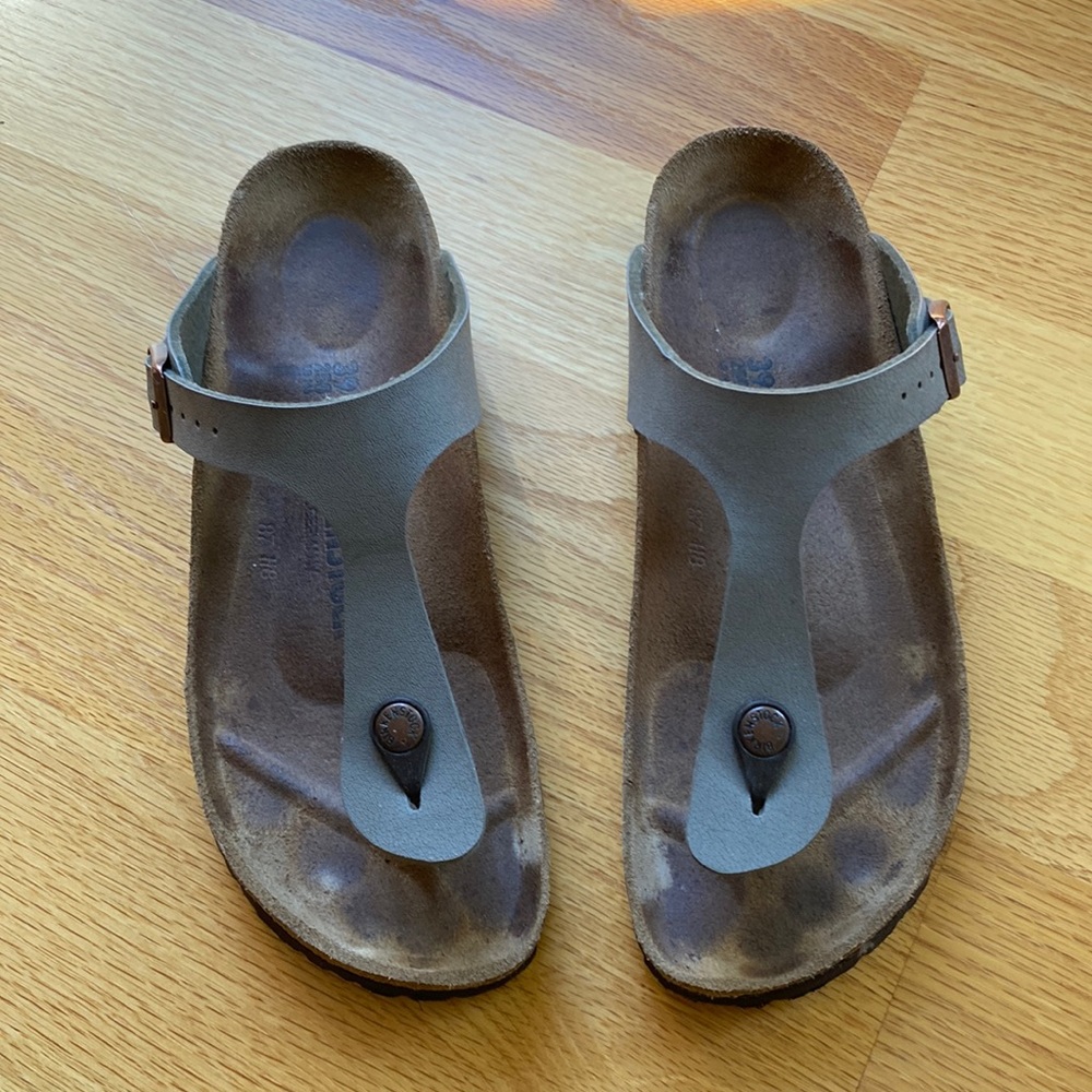 Birkenstock Gizeh sandals, Mocha, size 39, US women’s size 9/men’s size 7, EUC